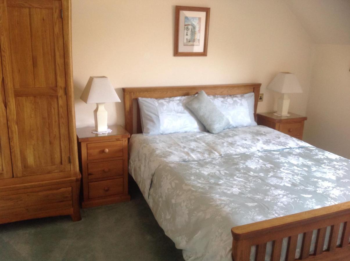 Ronaldsvoe Bed And Breakfast Форт Уилям Екстериор снимка