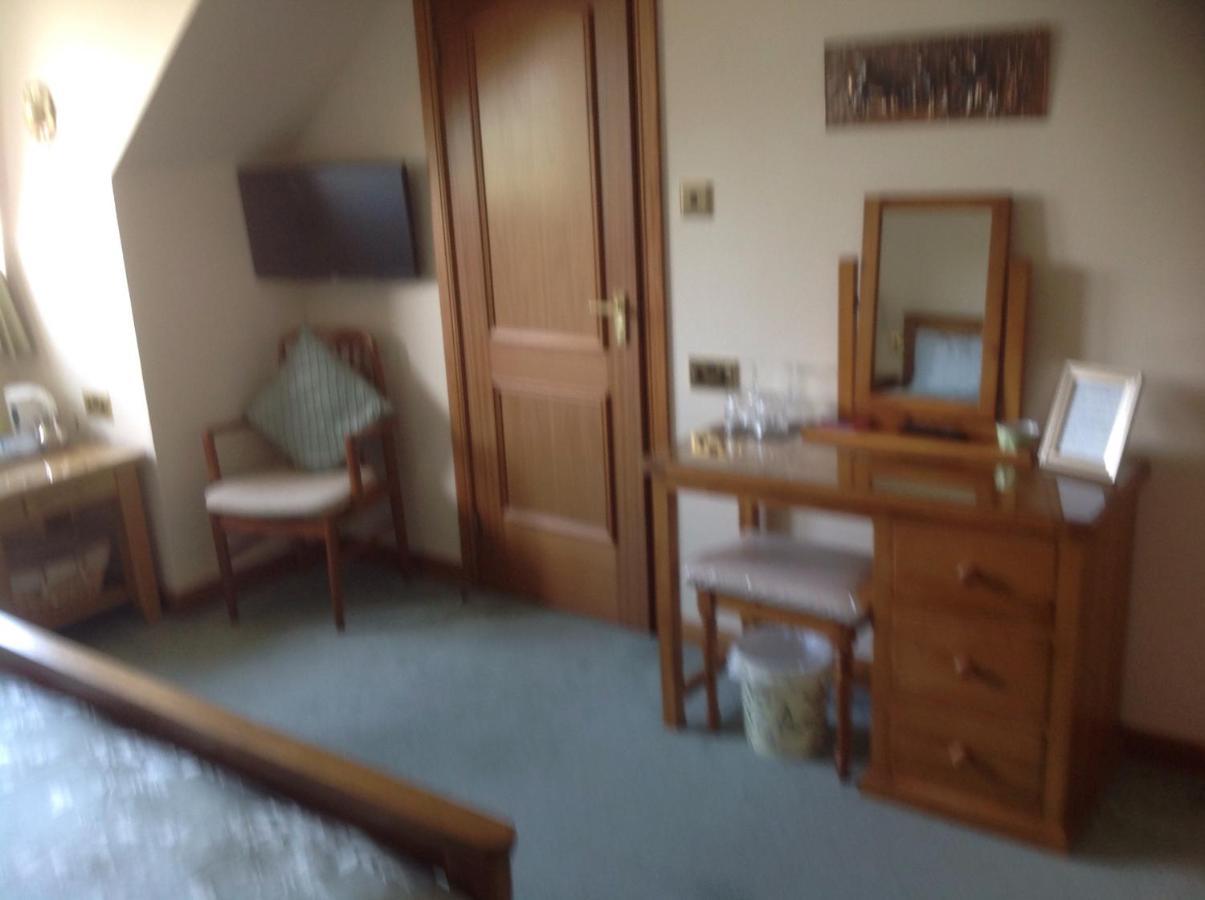 Ronaldsvoe Bed And Breakfast Форт Уилям Екстериор снимка